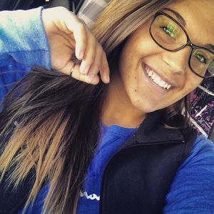 Meet your Posher, Bec